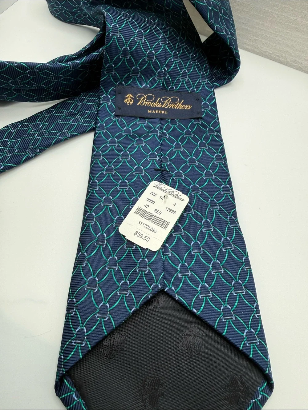 Brooks Brothers Silk Luxury Tie Chain Blue & Teal Pattern NWT